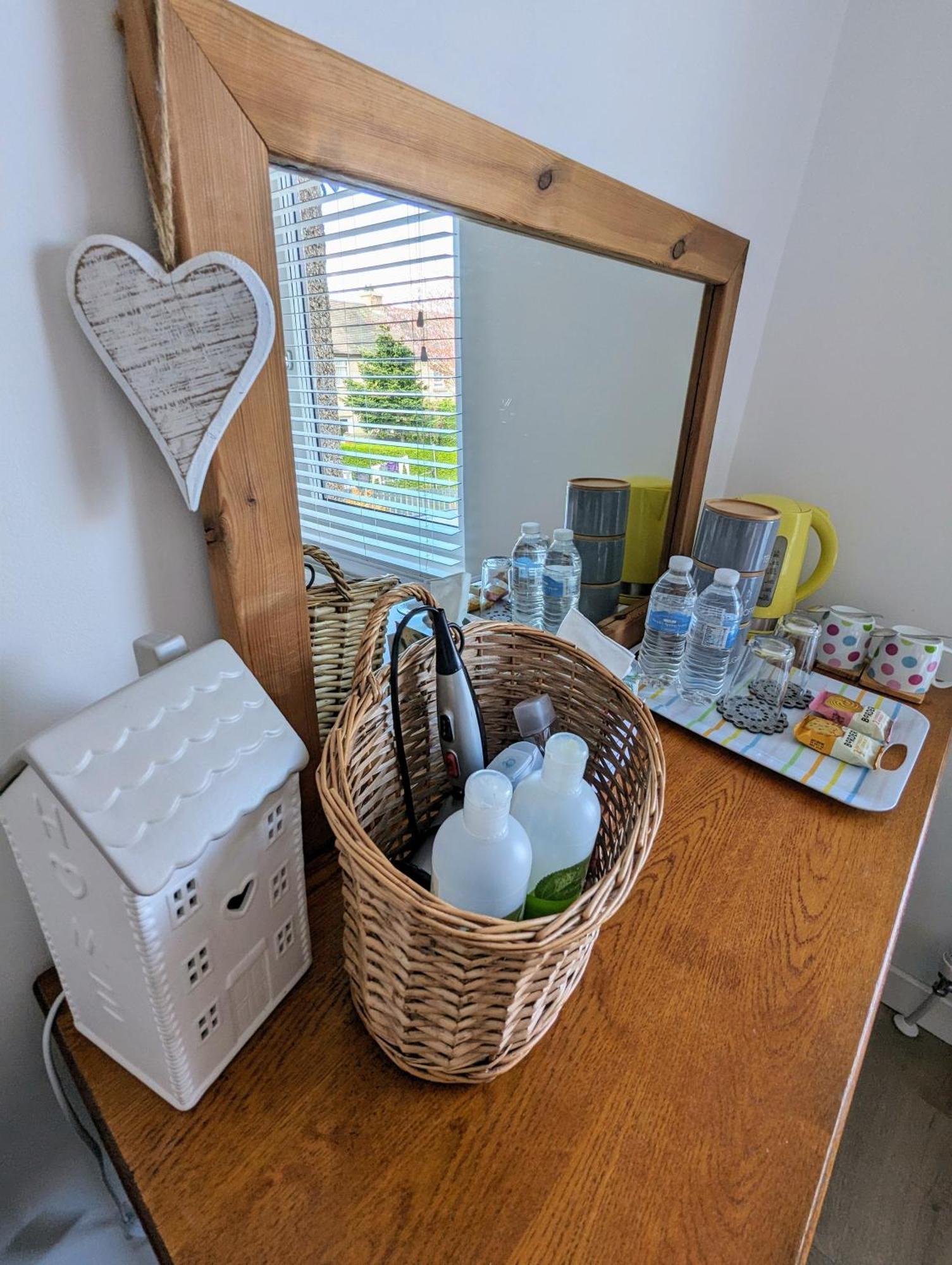Cosy Guest Room In A Family Home With Free Parking Edimburgo Esterno foto